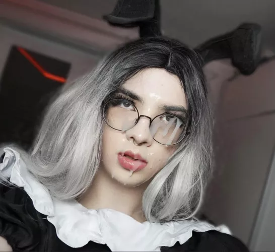 wanna cum on my glasses? by LUCYQROW