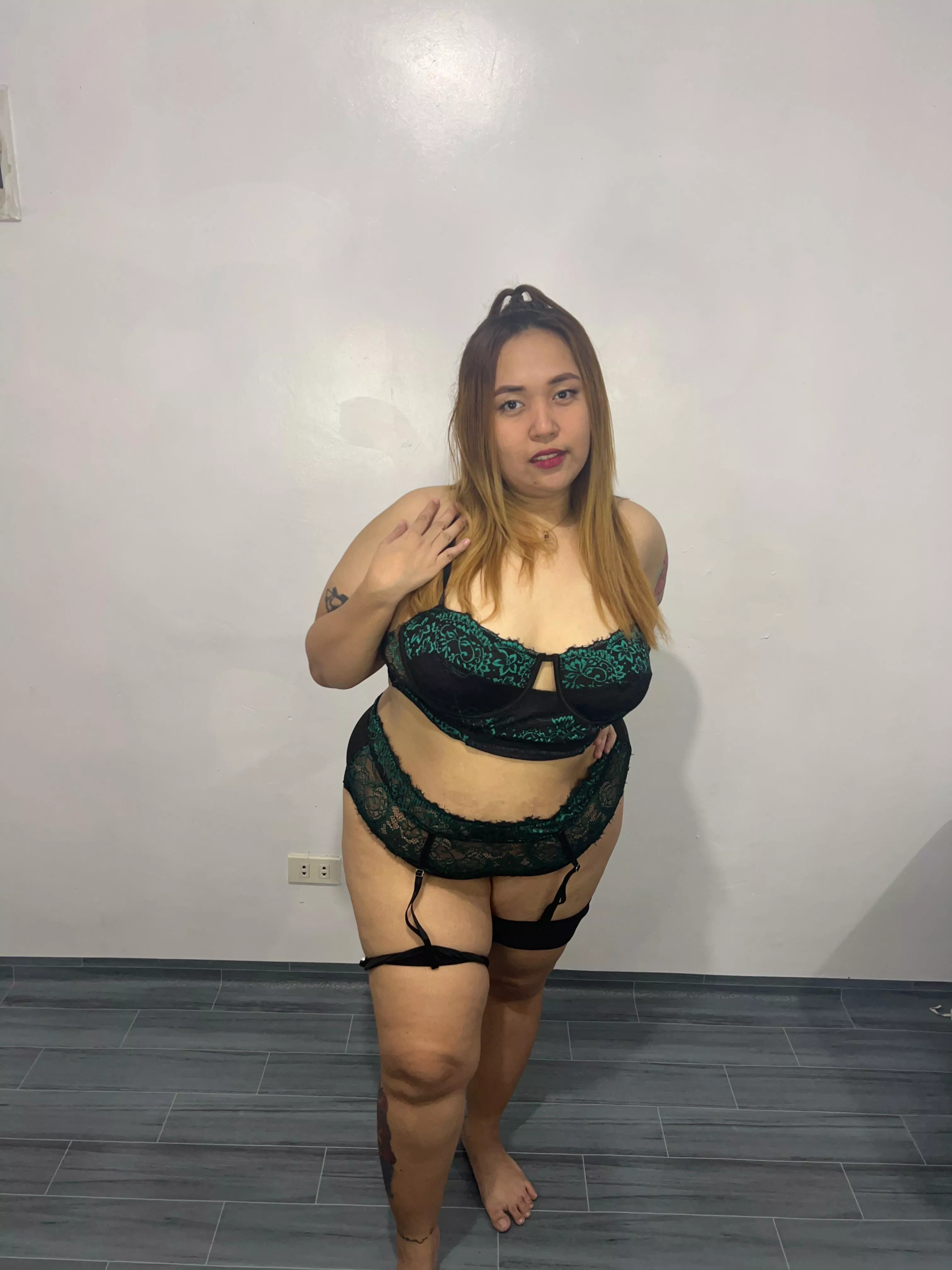 Want you to watch me get stretched posted by Elevator_Mufed448