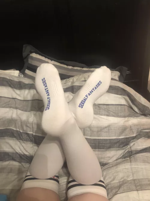 What’s your Fantasy 😘 by Platinumfootsiemama