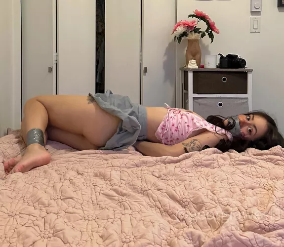 When will you untie me? by georgiawest1