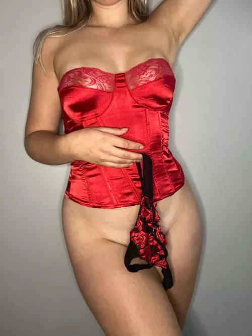 Who wants my panties 😘 by graciesage