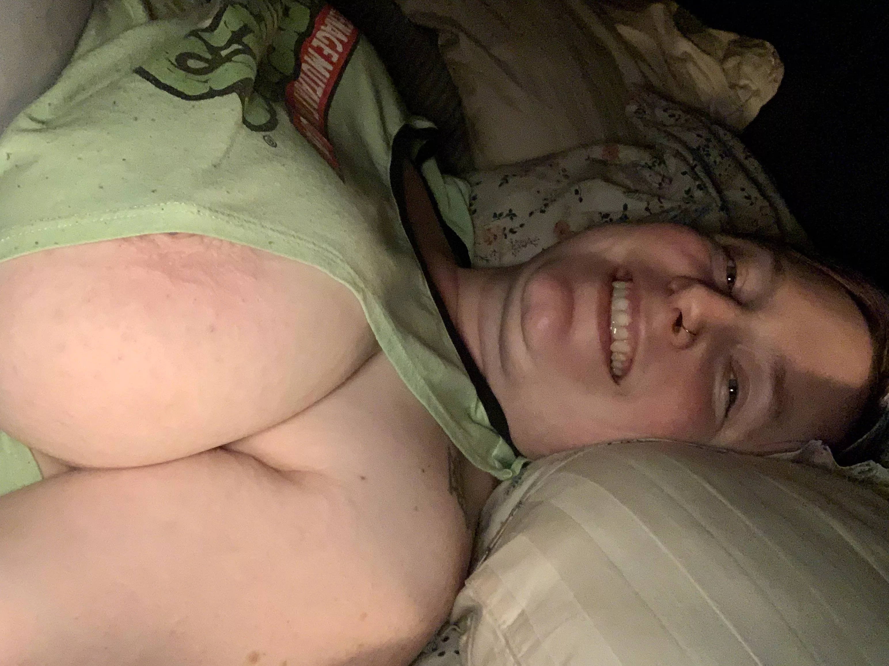 Would you be able to concentrate if I was laying next to you? posted by hazyblonde