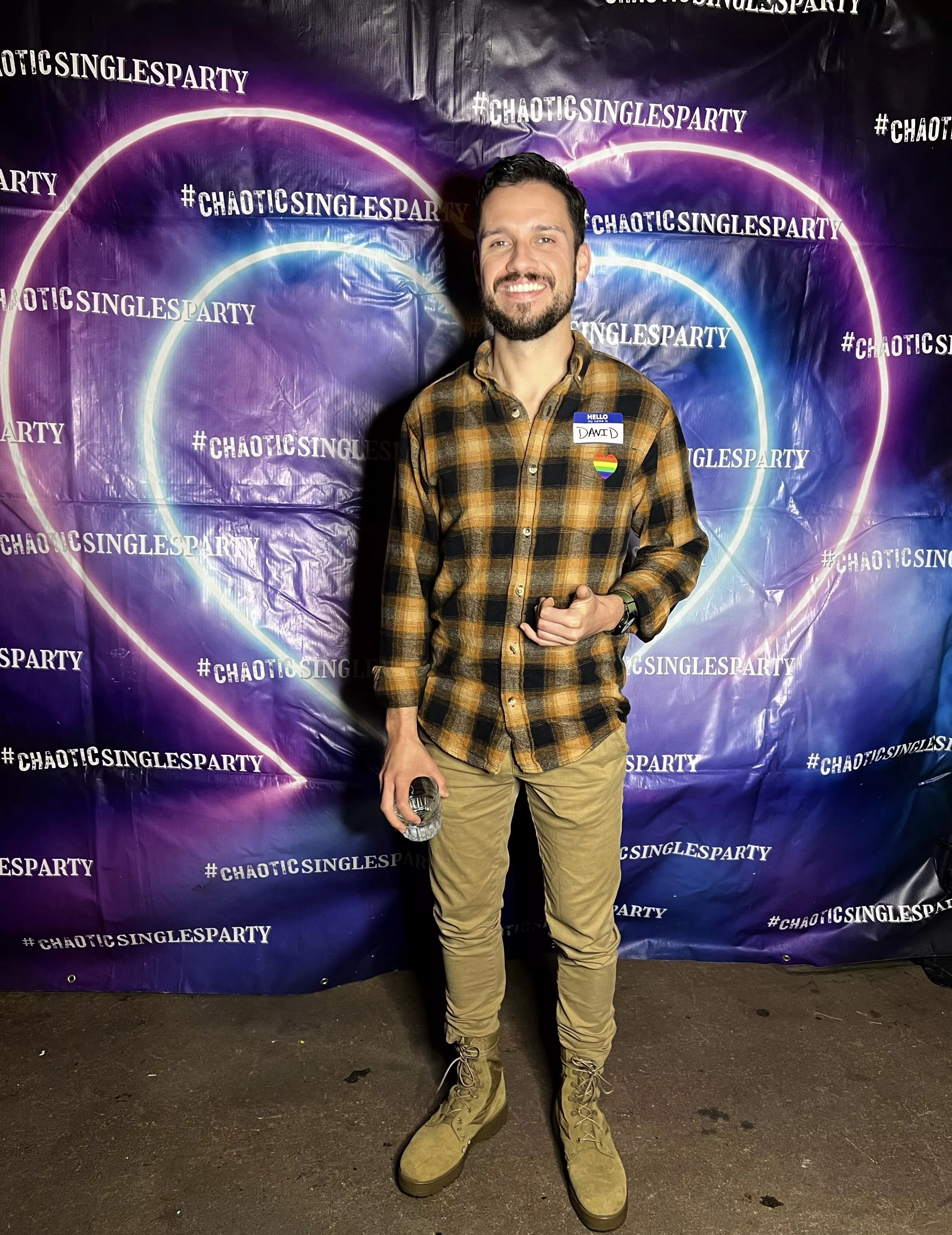 Would you come up to me at the singles event? 💘 posted by sunflowerkidofficial