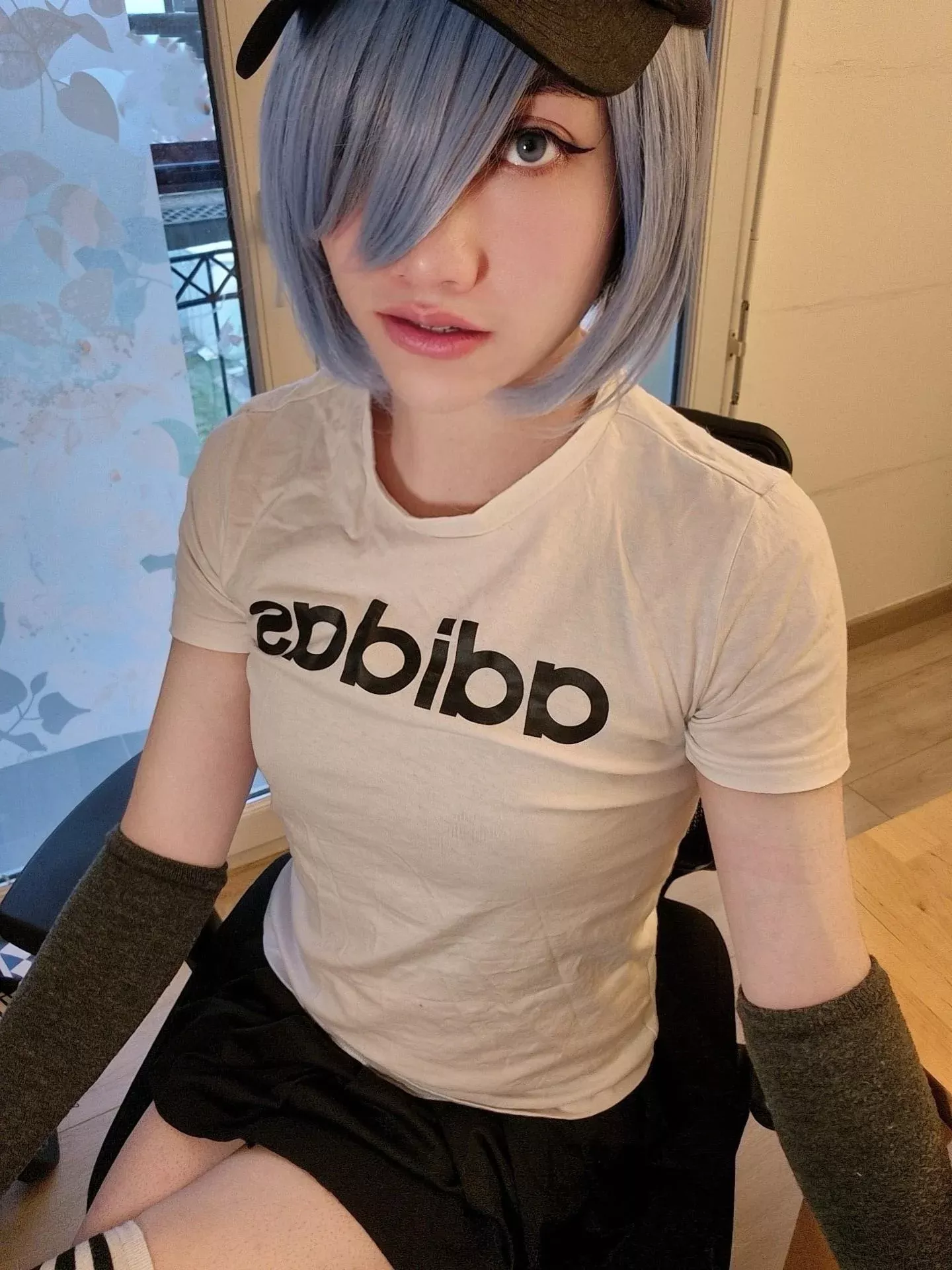 Would you take me on a date? 🤭 posted by CheekyRaspberry