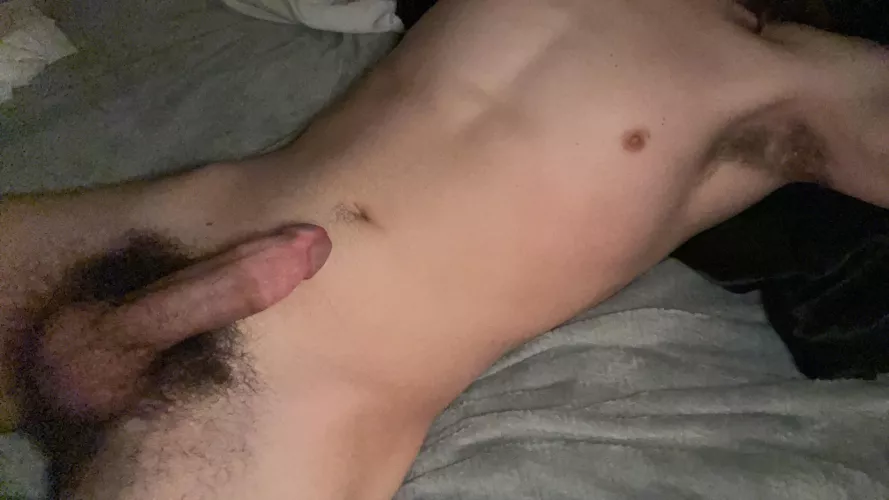 21 m looking for long term jerk bros, uncut guys +++, pm asl for snap by TheBathroomDJ