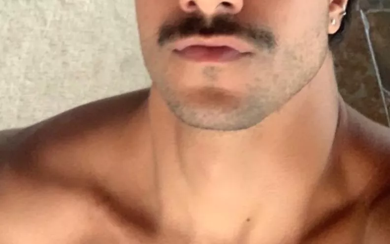 22 masc fit add me if similar @nicksmitho24 posted by nickindigo111