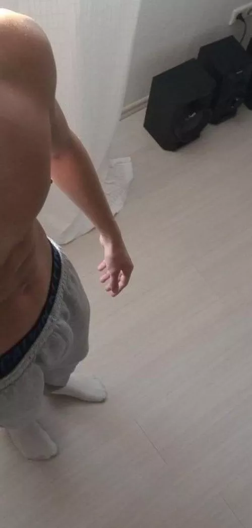 24 M CURIOUS FIT BWC. Show face and send asl first if you add. Snap me one1700 by Ok_Lengthiness_2874