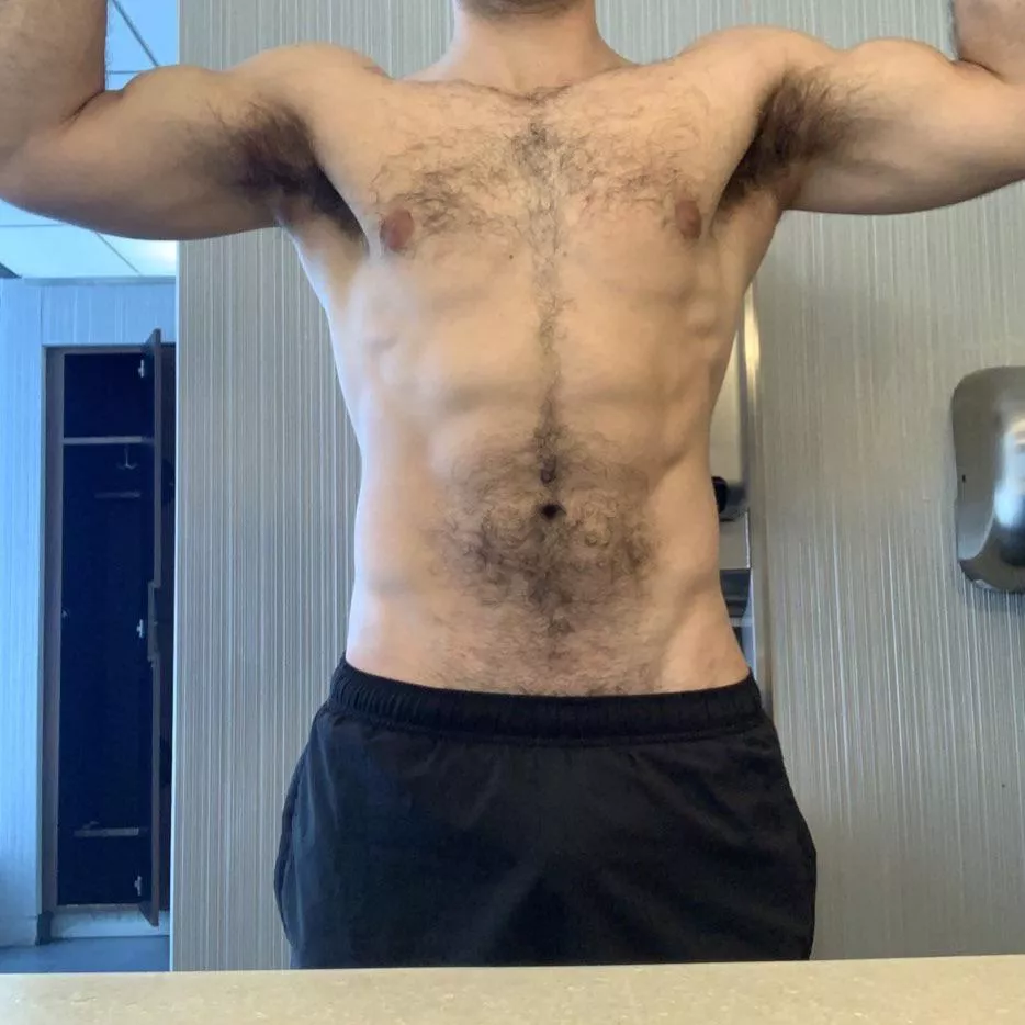 [25] Come on, take a whiff of these hairy pits. You know you want to posted by Nmo16