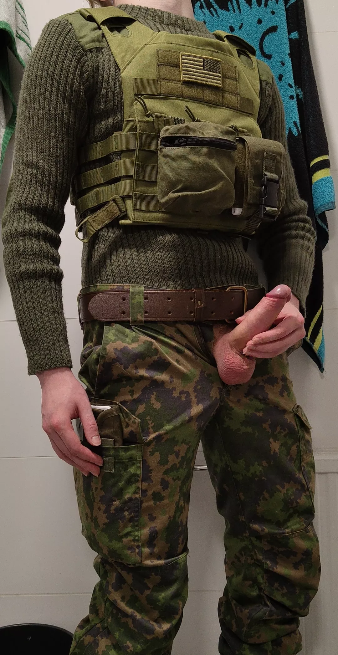 Army twink at your service😈🍆 posted by TheHotLeo