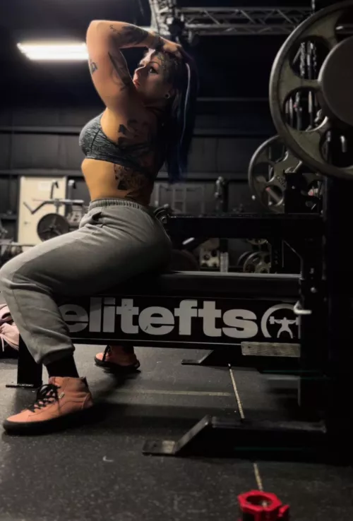 Bench day today, Booty day every day [f] by Competitive_Two_8959