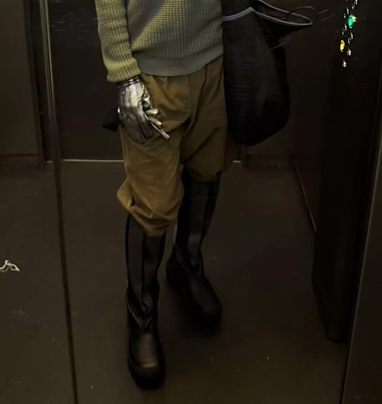 Boot’s identification posted by DazedandBlonded