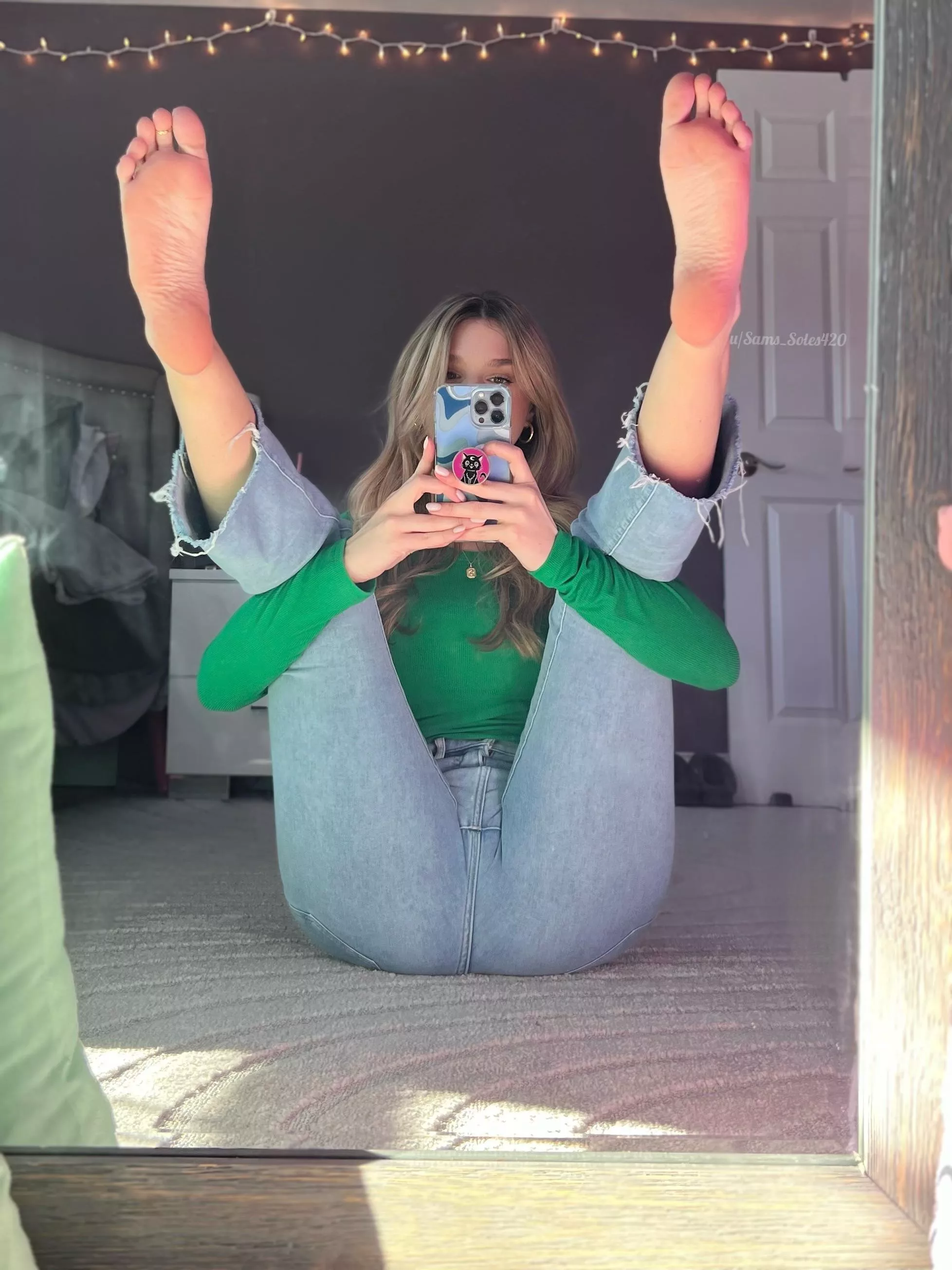 Can I put my warm soles on your face? Maybe somewhere else too…😏 posted by Sams_Soles420