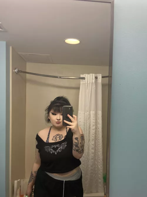 cozy fit :)  by g0thmxlf