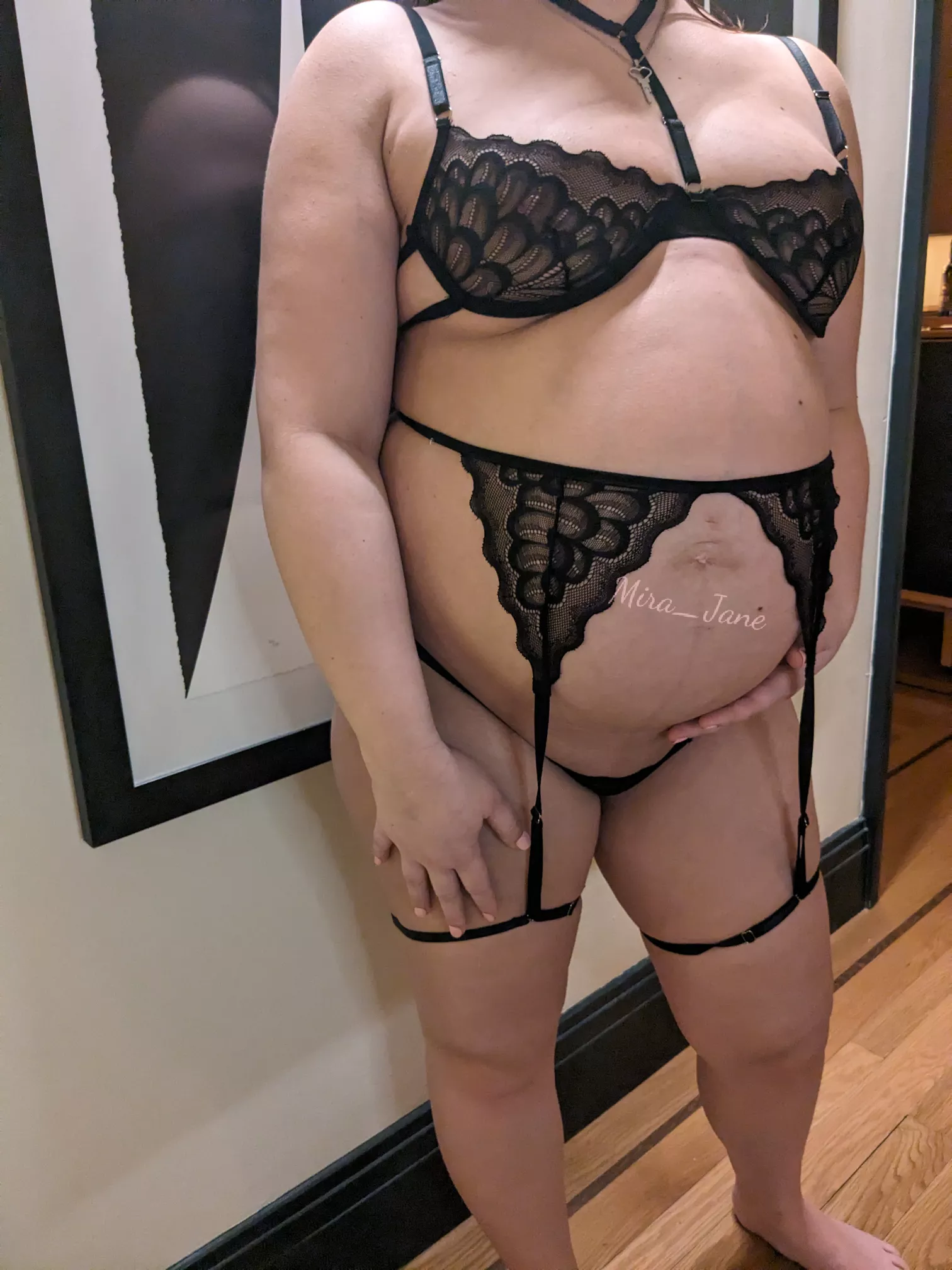 Do I look as big as I feel this late in my pregnancy? posted by Mira_Jane_