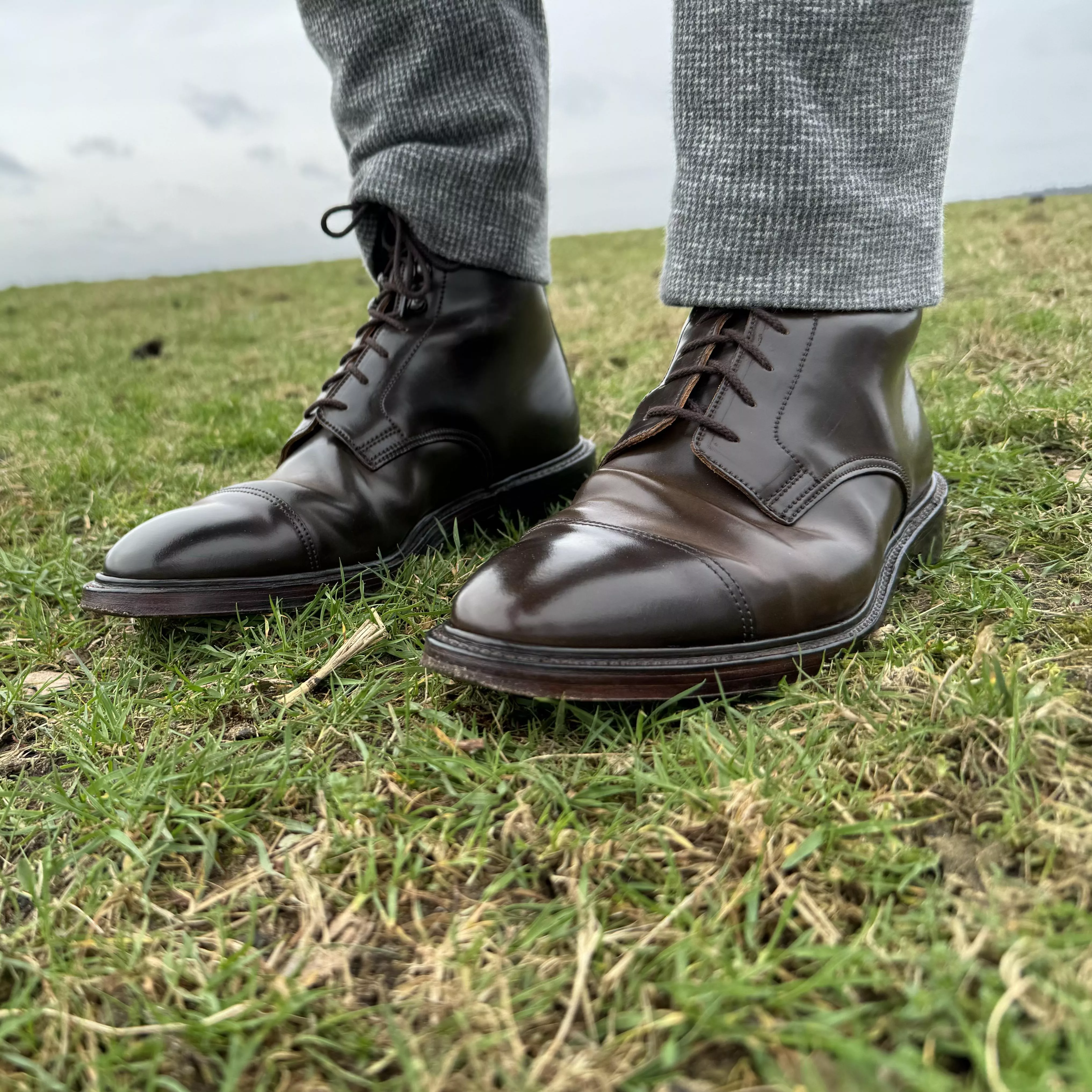 Enjoying the countryside  posted by sapphire8787