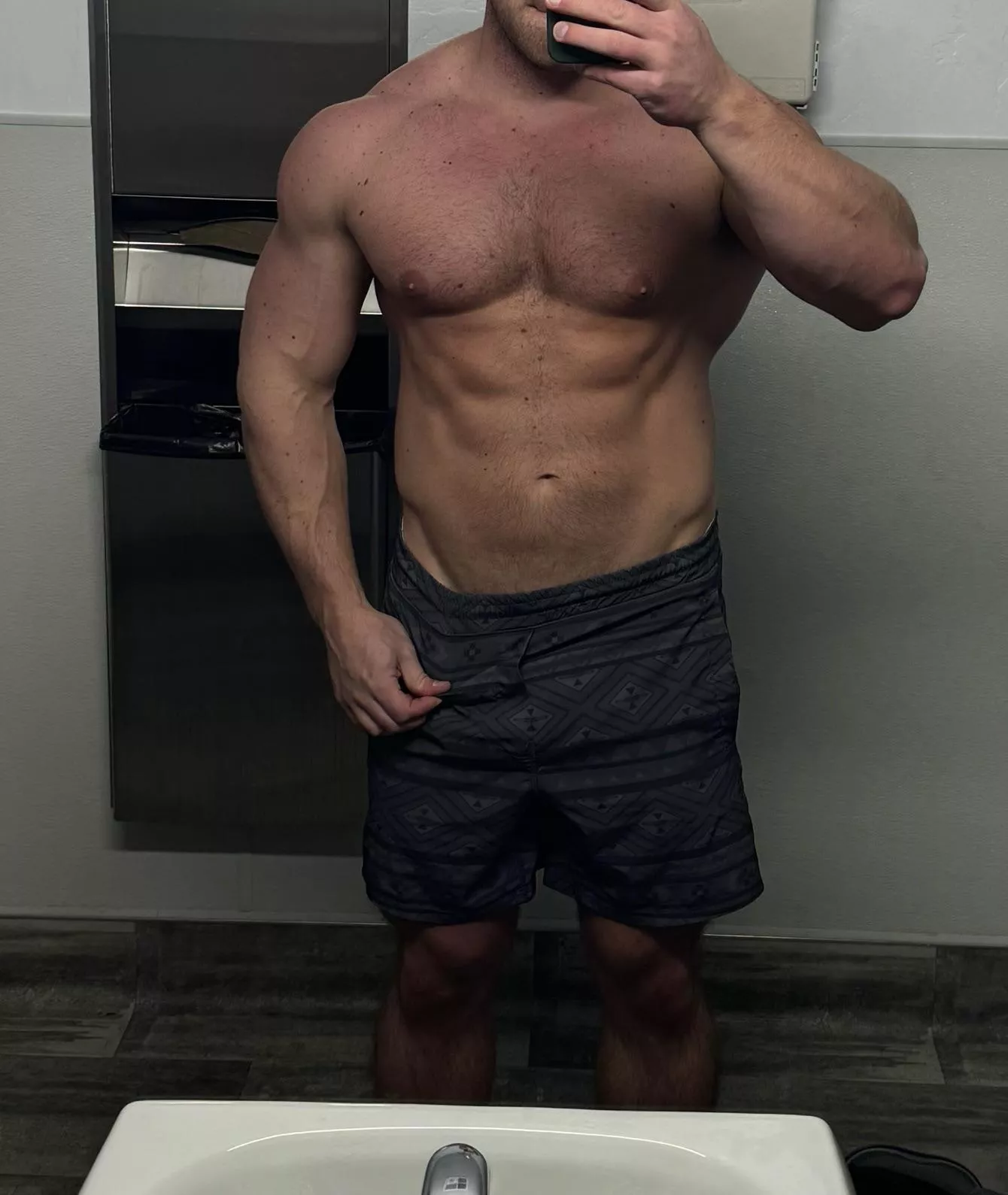 Feeling fit lately posted by gymbro902