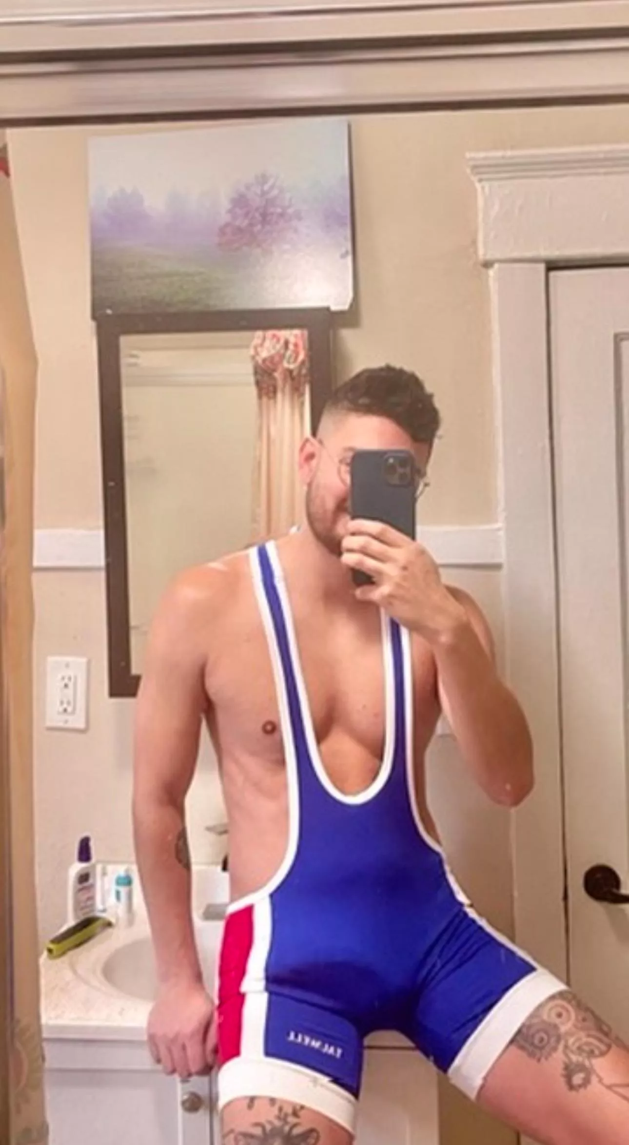 Fished this out of my archives. Sadly this singlet doesn’t fit me anymore… posted by zklorenzo