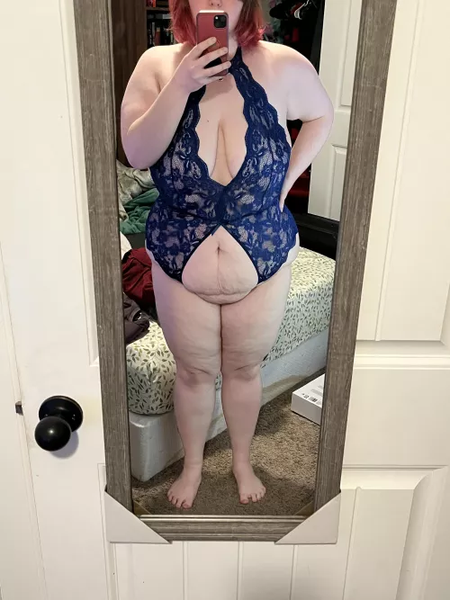 Found some old lingerie, I think I look pretty sexy by Low_Mud_7744