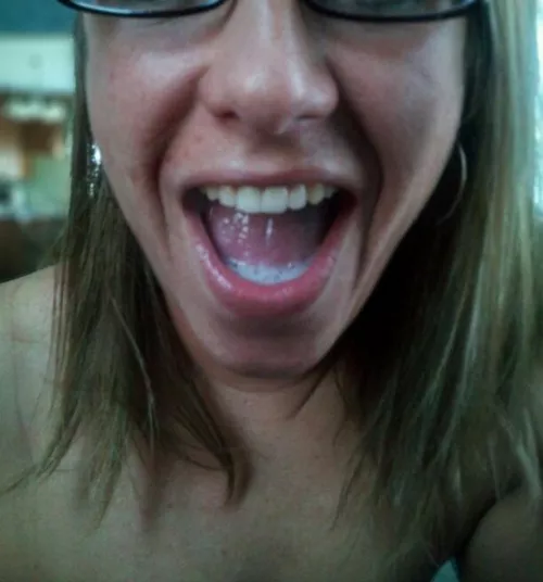 Fwb while hubs was at work. Oh and I swallowed it all. by wildone80