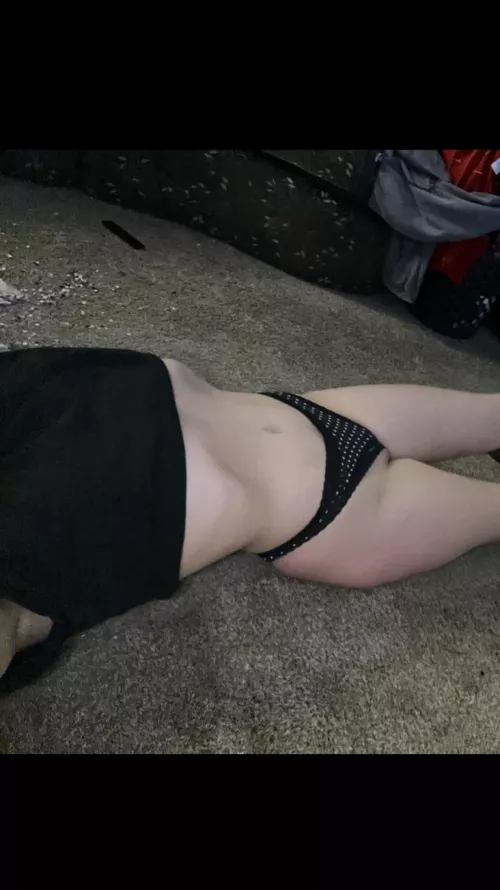 Get on top and pump me full of cum daddy by Brittfaithm