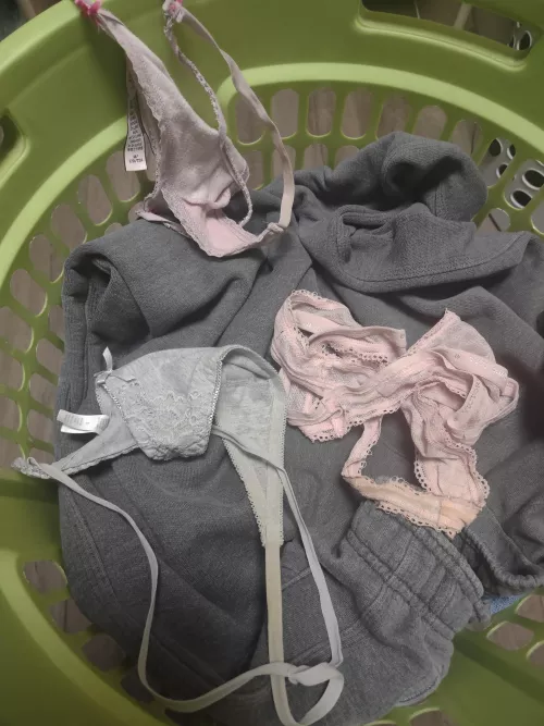 Gstring heaven!  by patriot2026