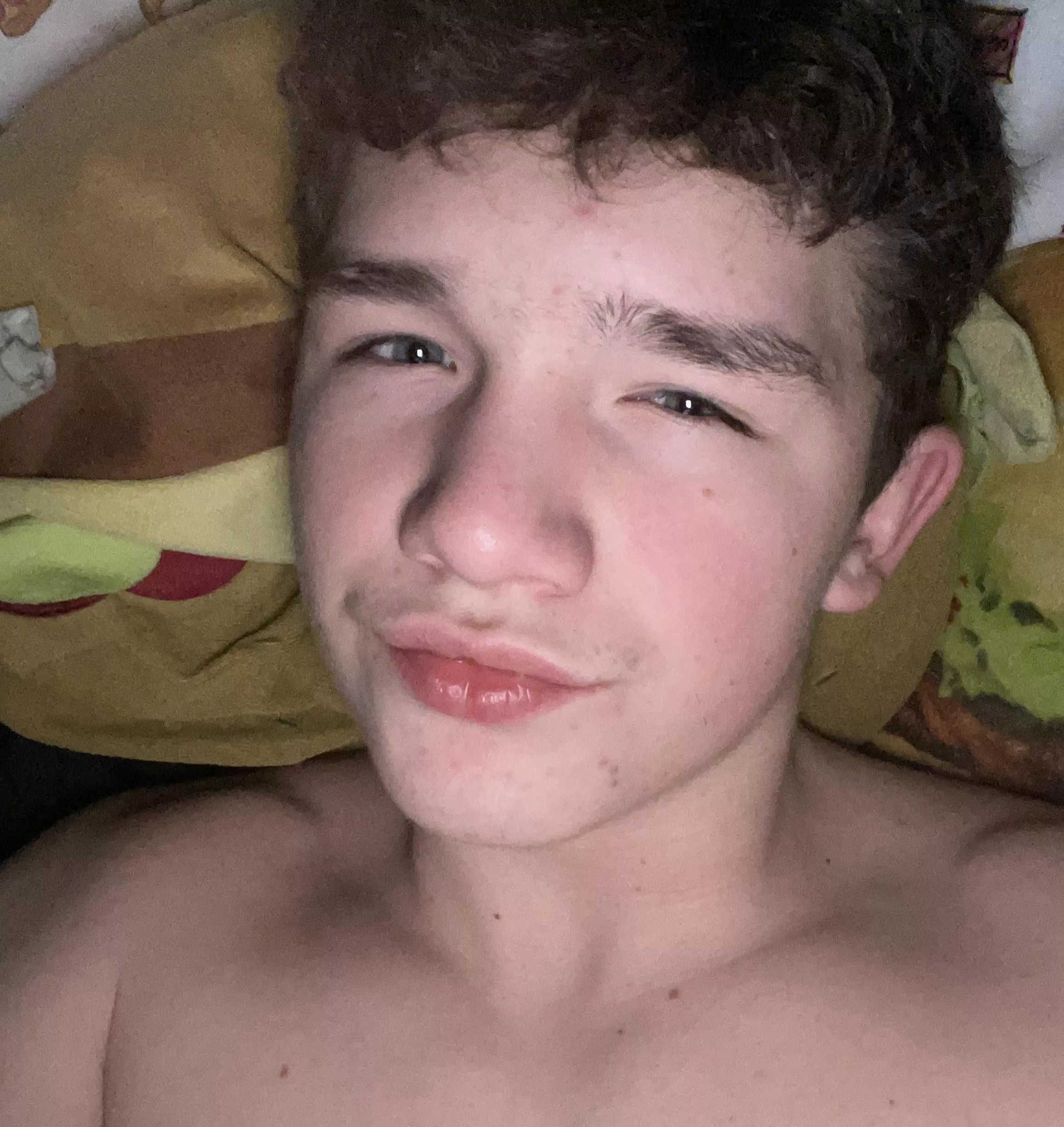 Home alone today bored. 🥱 Keep me company. Would love a big bro to entertain and teach me. Don’t be super old. wes142024 posted by New-Conversation2078