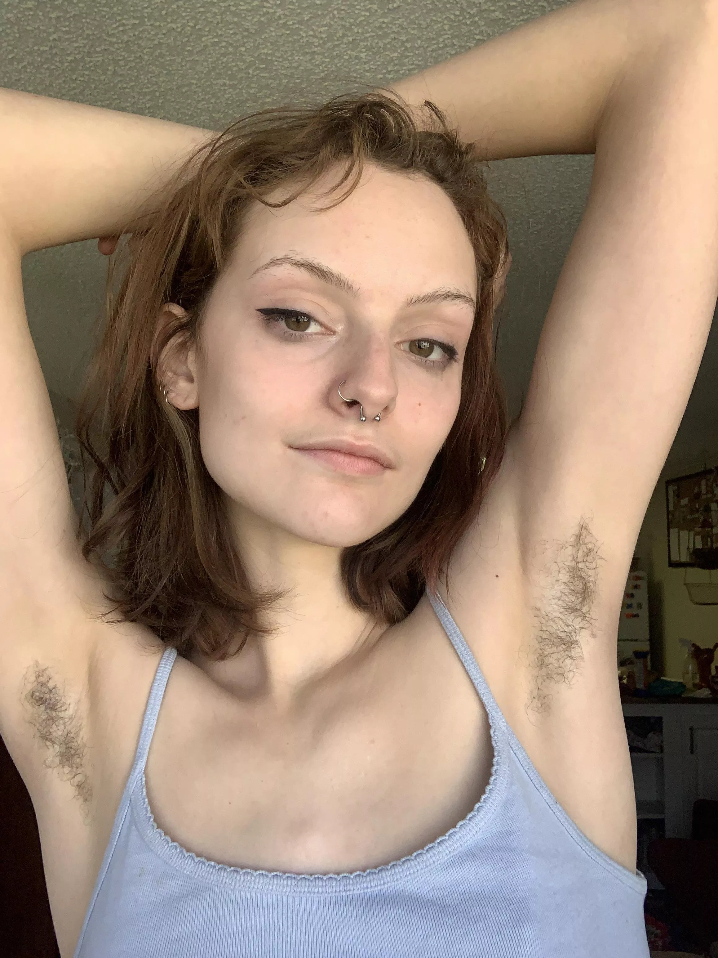 hope you guys are having a great day :) posted by fr0ntb0tt0ms_wh0re