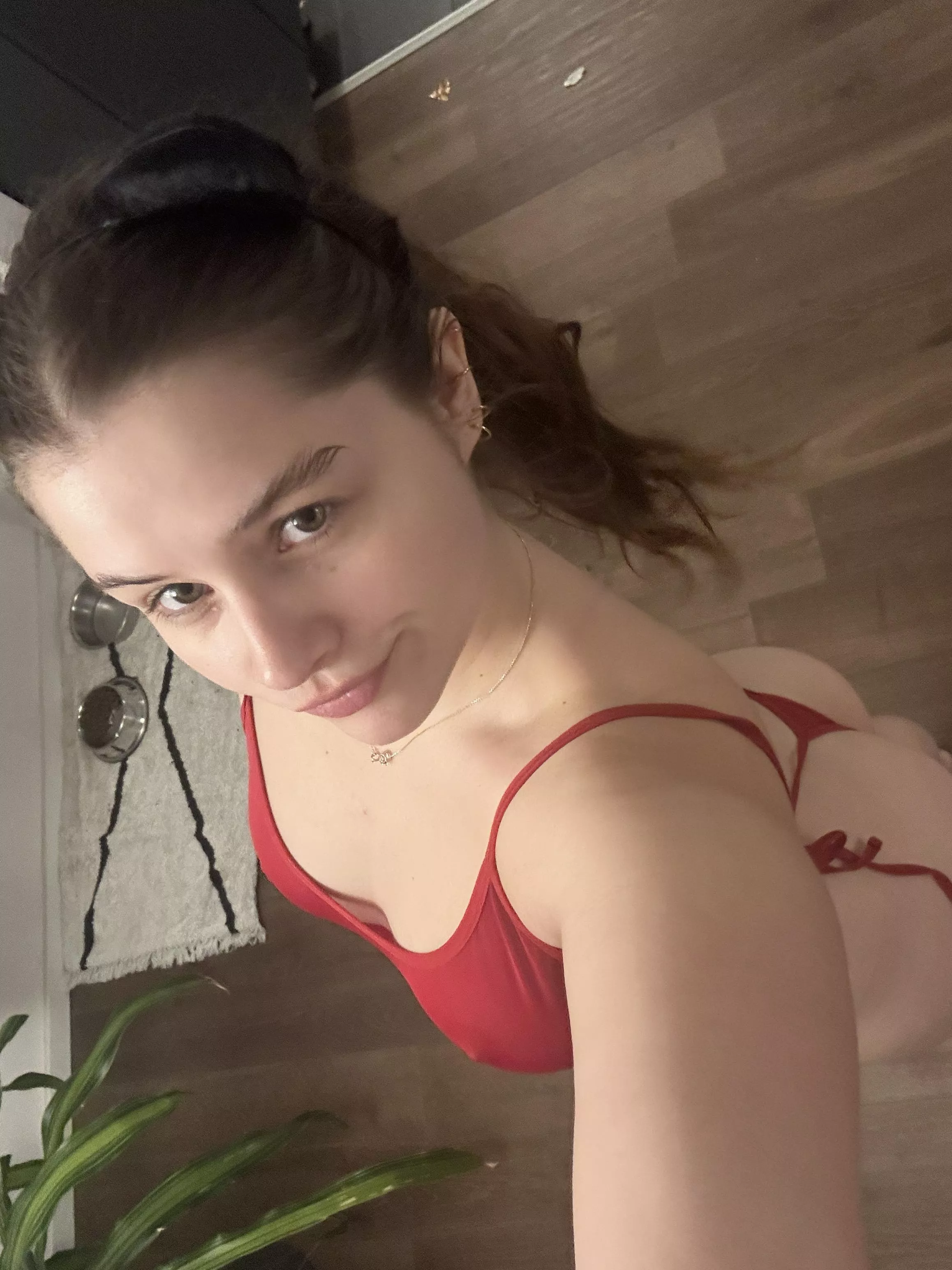 Hopefully you are into curvy 19yo kittys posted by HyperFacer