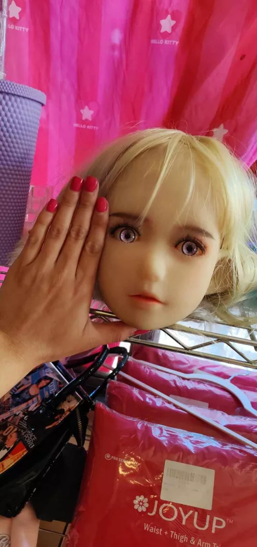 I have a head, but i not have idea of witch sexdoll are comefrom by Dix_Audio_00