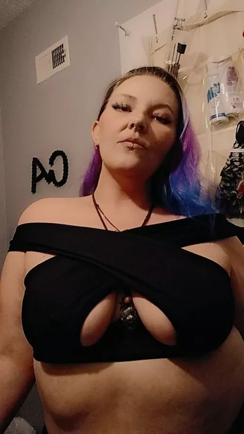 I just love this new top by Amethystrayne_22