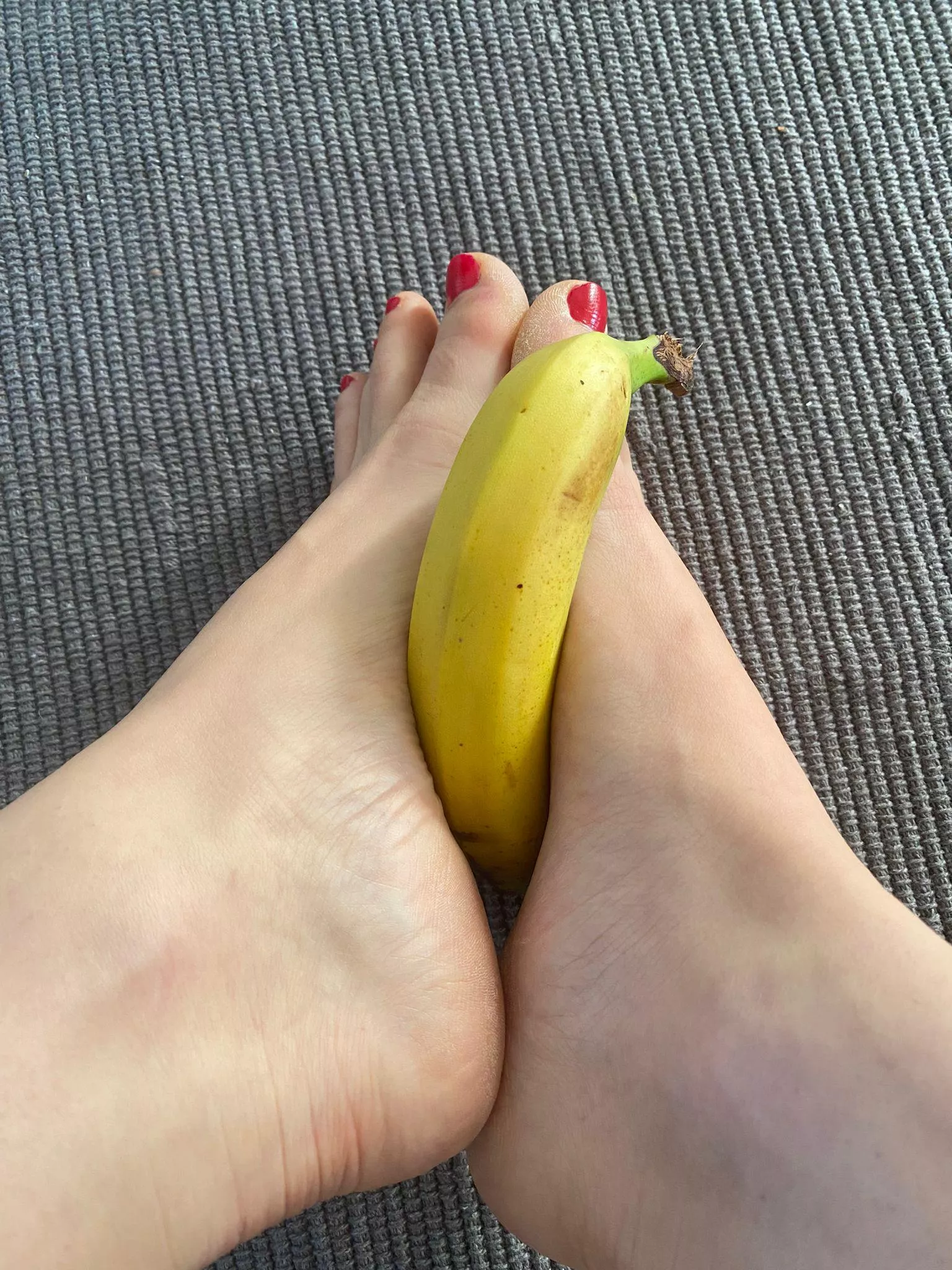 I would loved to replace it with your big hard cock... (oc) posted by Feetemptation