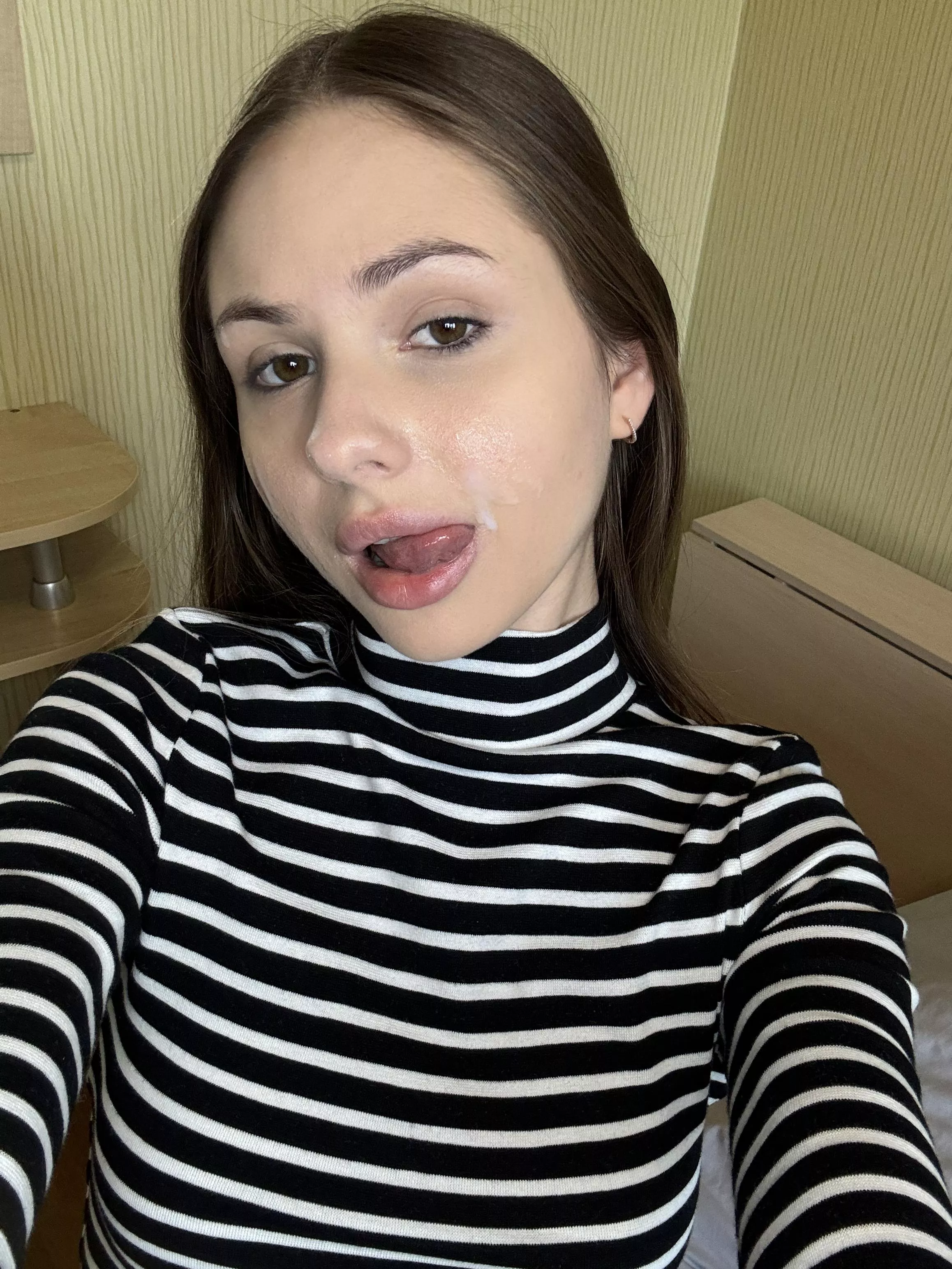 love cum on my face, can you add more posted by Piocioj1