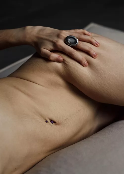 Nadeya’s waves  by mon_iry