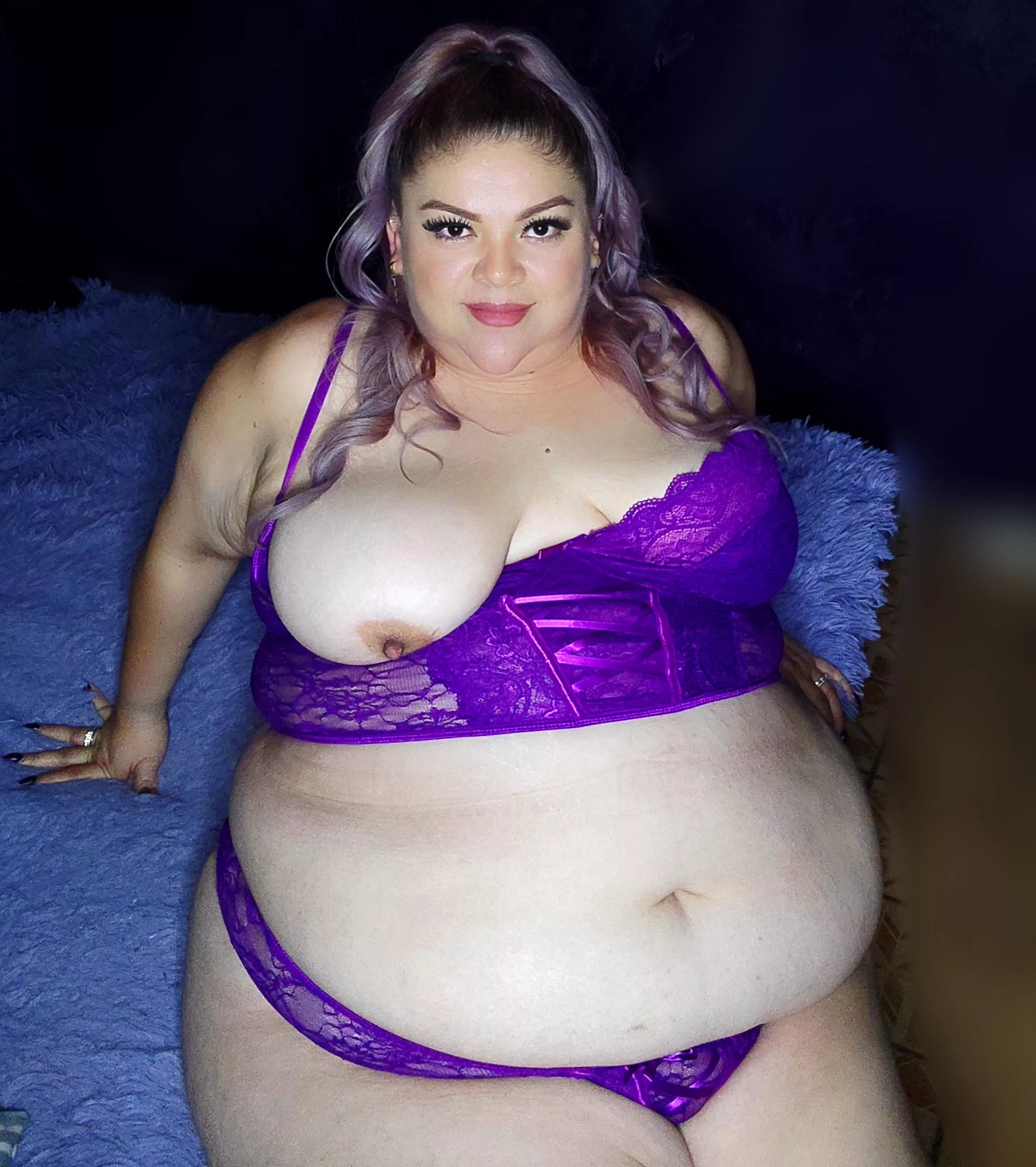 Oh my god...something went out of place🥵😈 posted by hotjuicycurvy