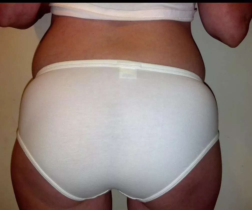 Plain white cotton posted by Wonderful-House-8798