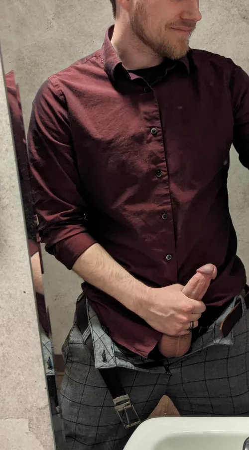 Still smiling after a friend told me I had a really nice looking penis by NarwhalFacepalm