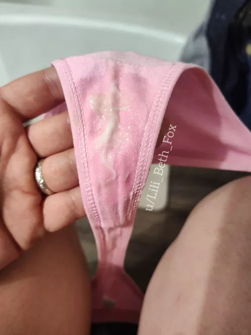 Sweet and juicy one day wear! by Lili_Beth_Fox