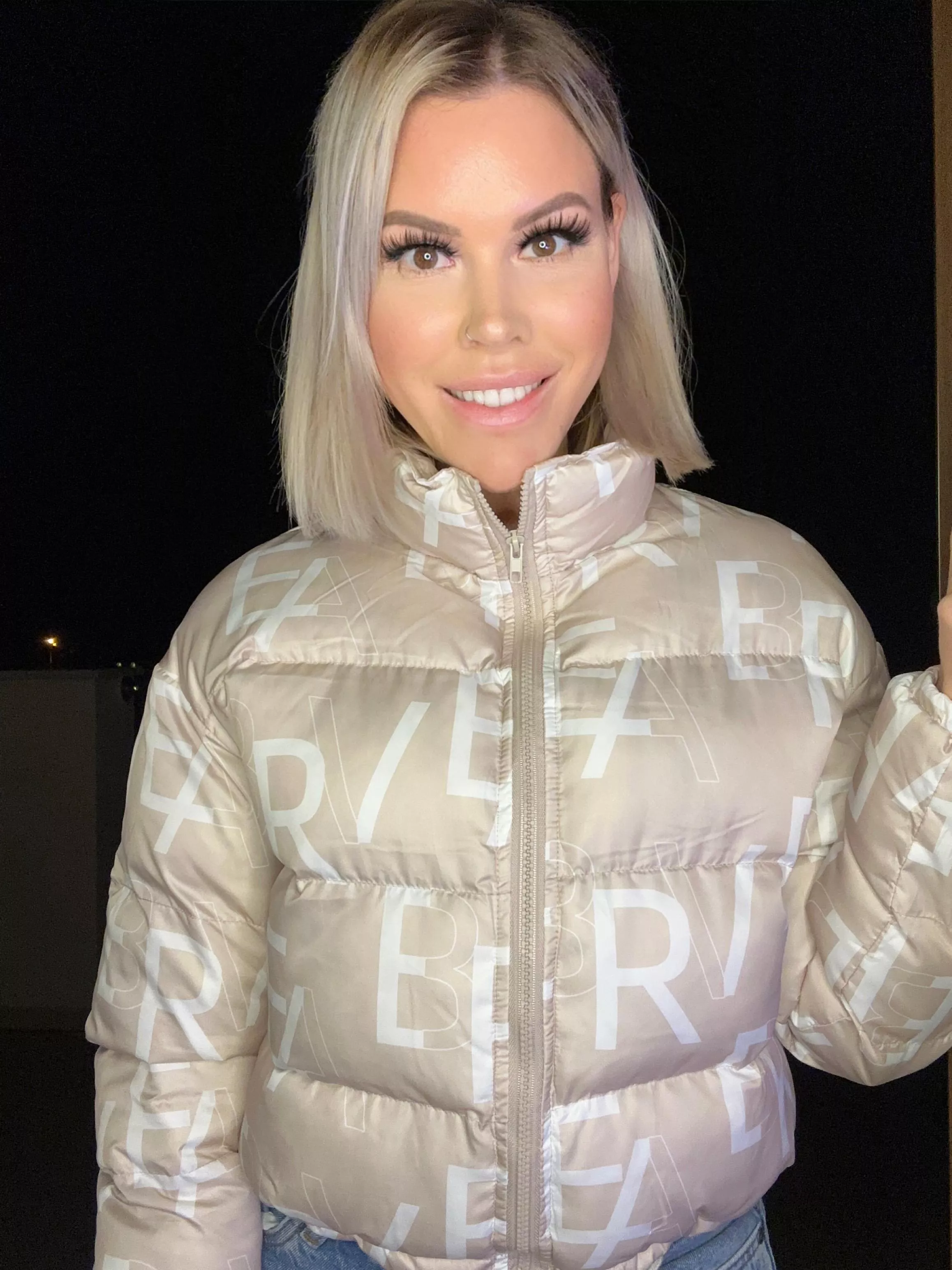 what would you say if I randomly stood at your door like this? posted by saaaaaamoon