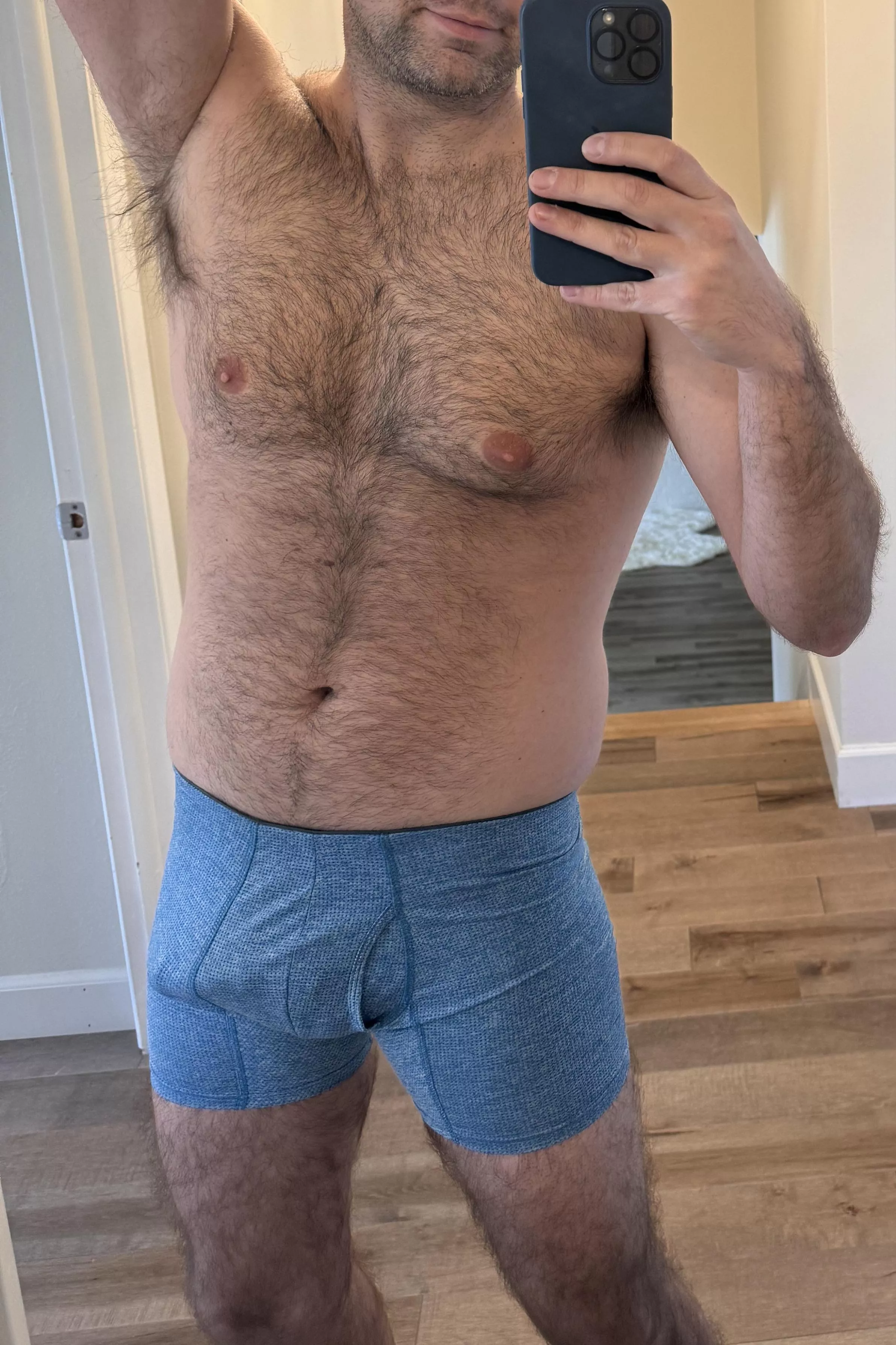  What’s the first thing you notice?  posted by rather_splendid