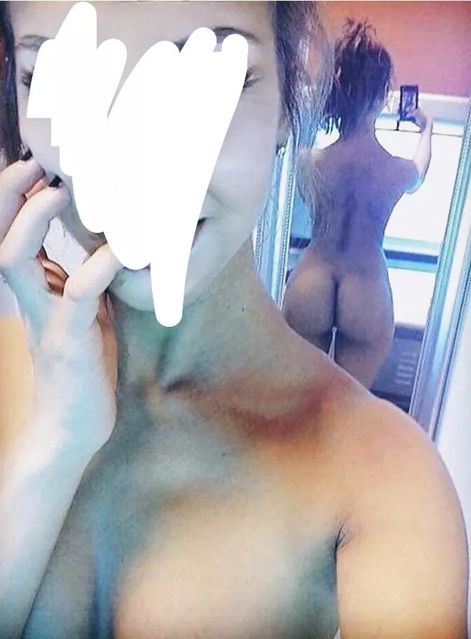 Wife’s ass posted by Healthy-Desk8495