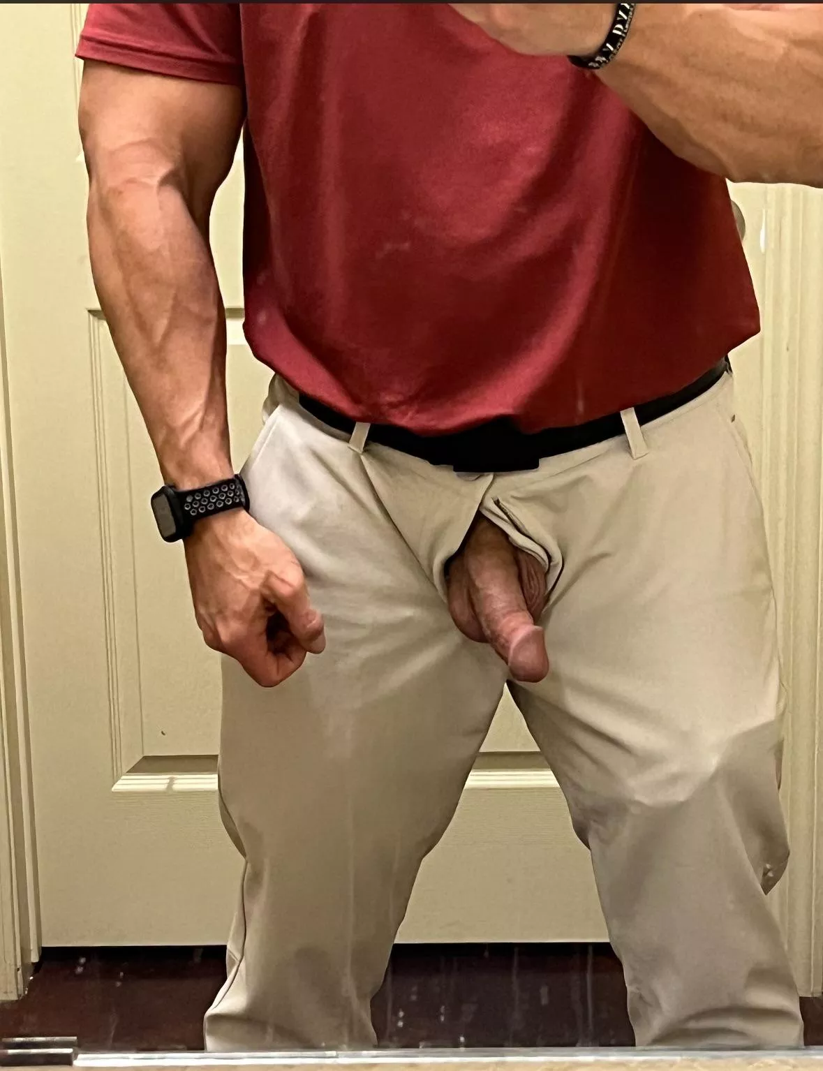 Wild at work (45) posted by Dallaskid78