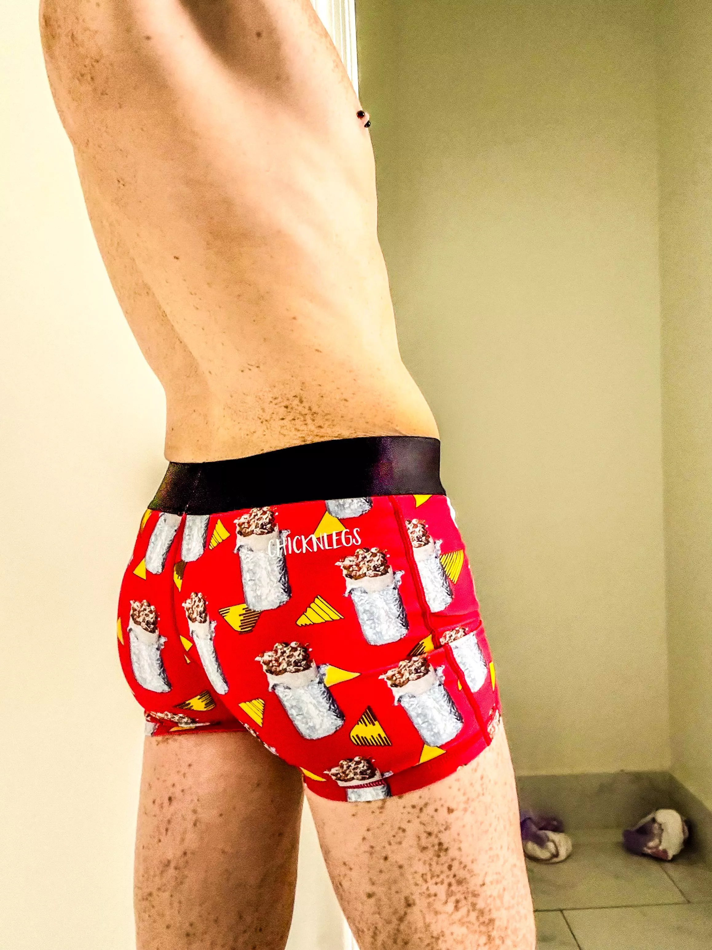 Women’s 3” compression shorts make your ass look 🔥[M] posted by Tastytaylorhub