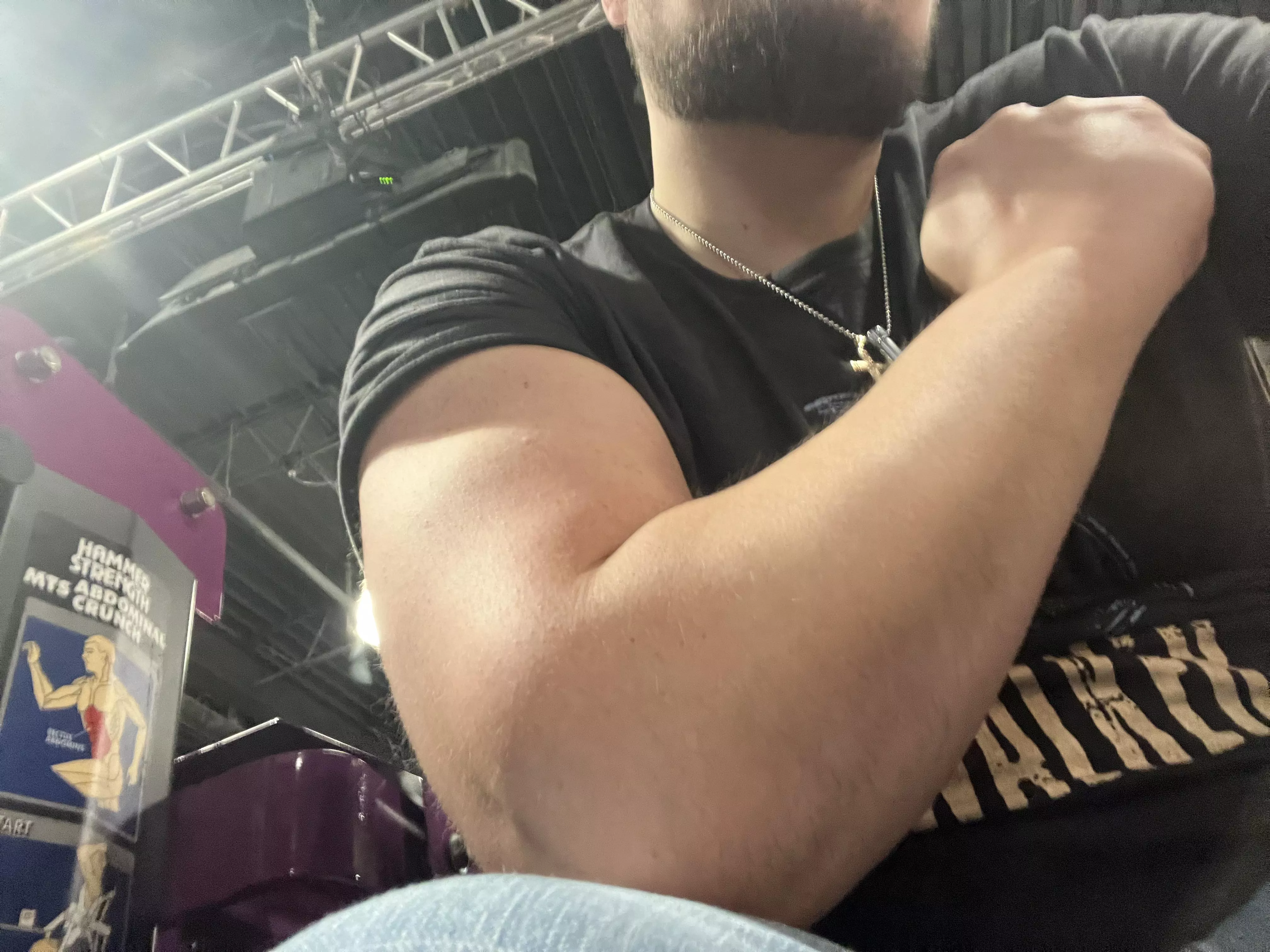 Your neck here.  posted by Time_Device_1471