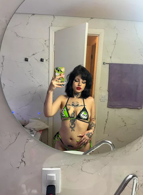 you've never seen a cam slut like me by kudellnidish9