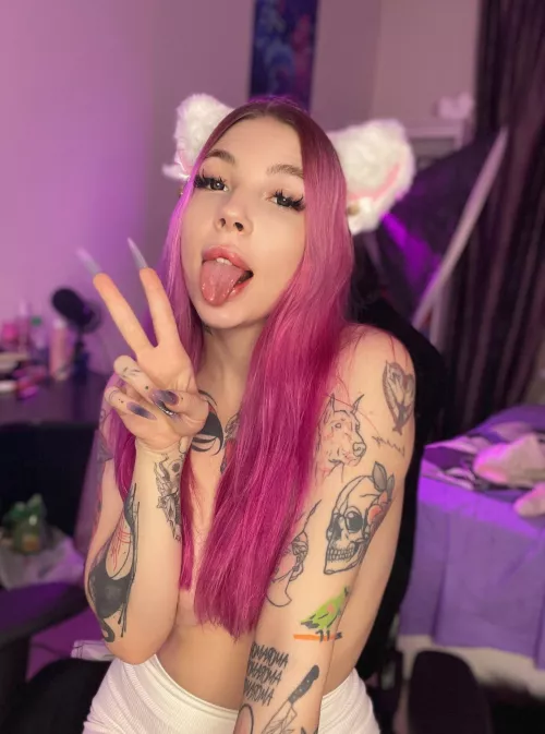 Yummy Cat girl... by iam_stacyquinst