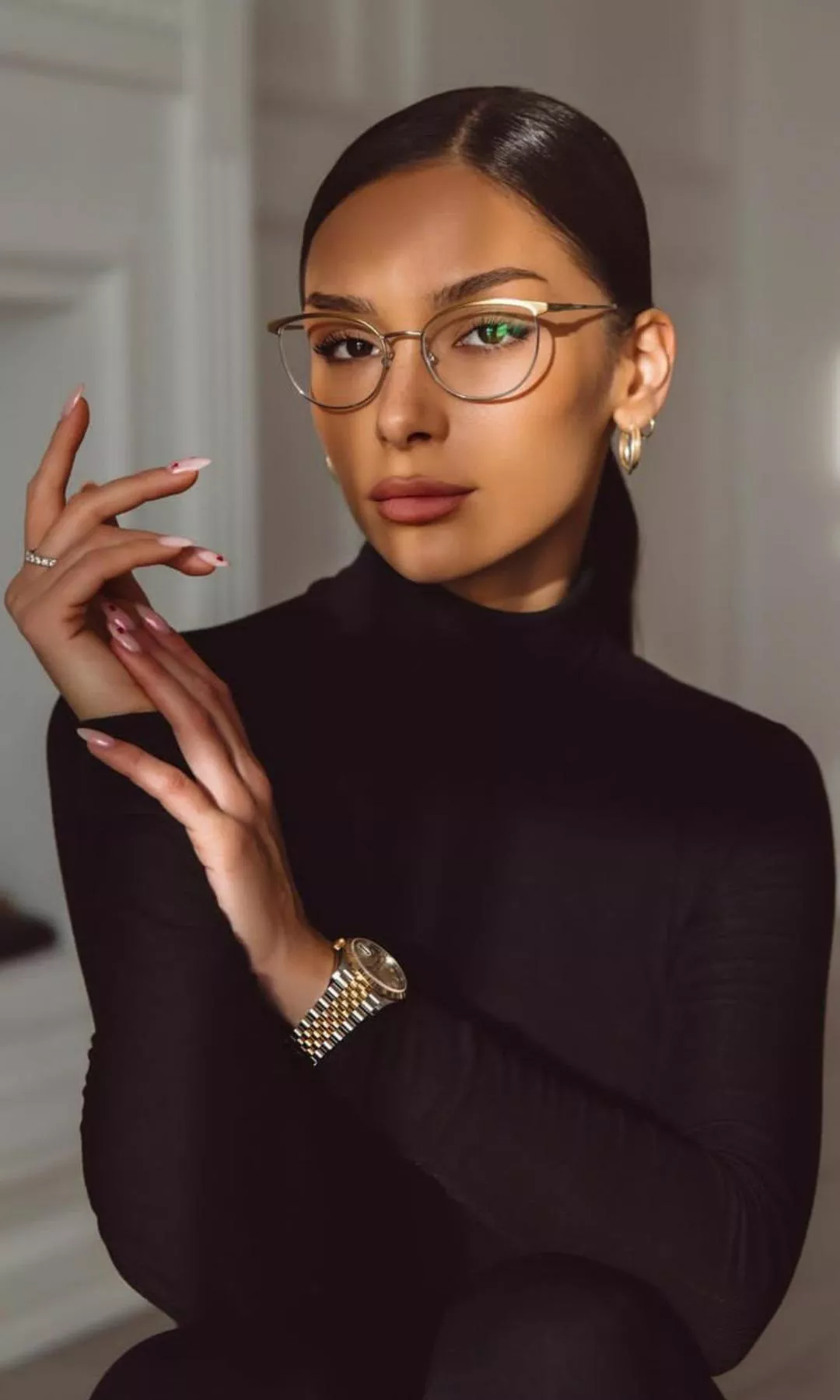 Anja posted by James007BondUK