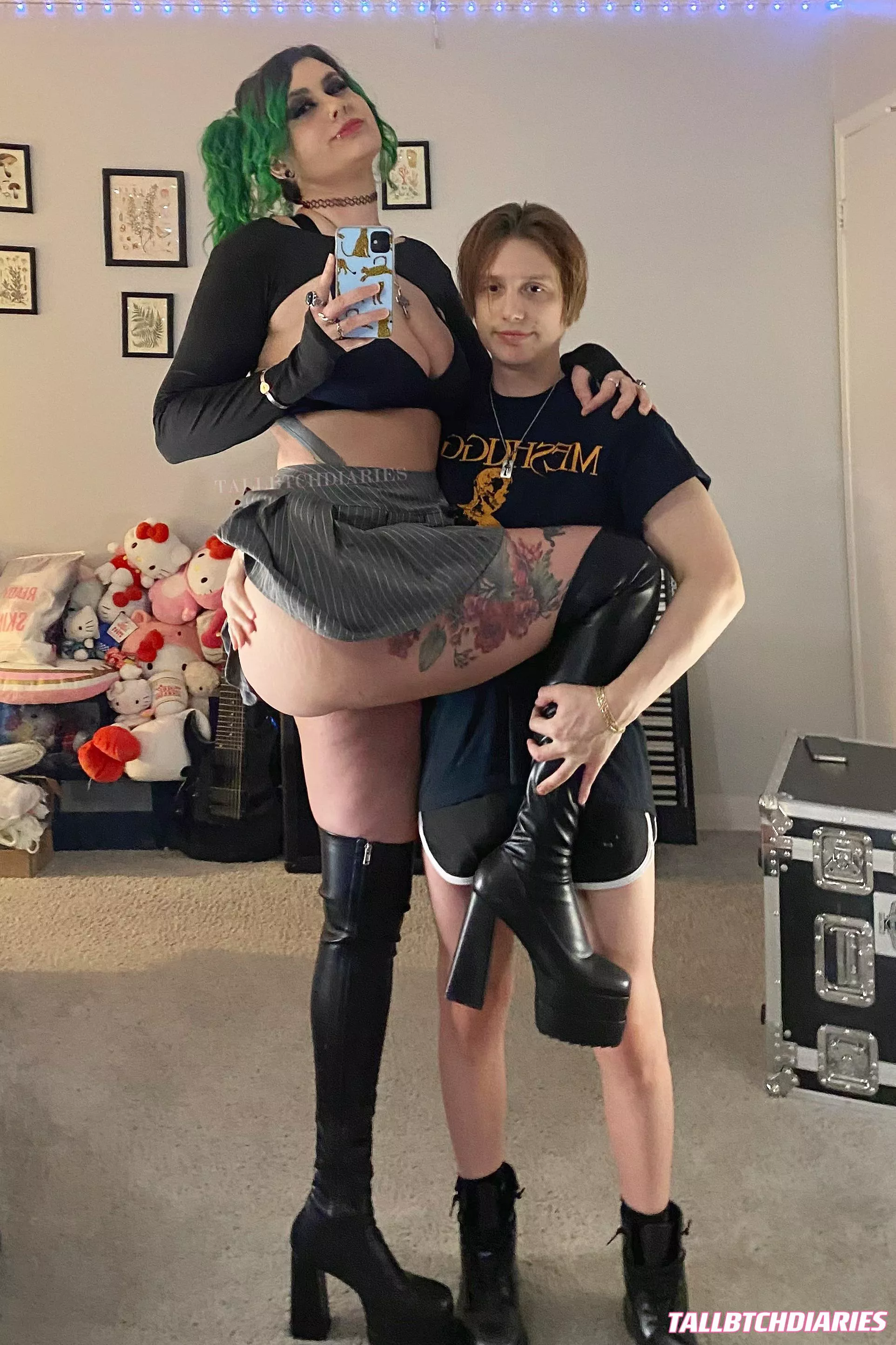 Another from me(6’0) and my partner(5’7) ♡ posted by tallbtchdiaries2