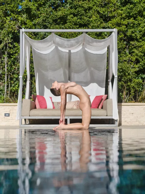 Camel Pose 🐪 by truenakedyoga