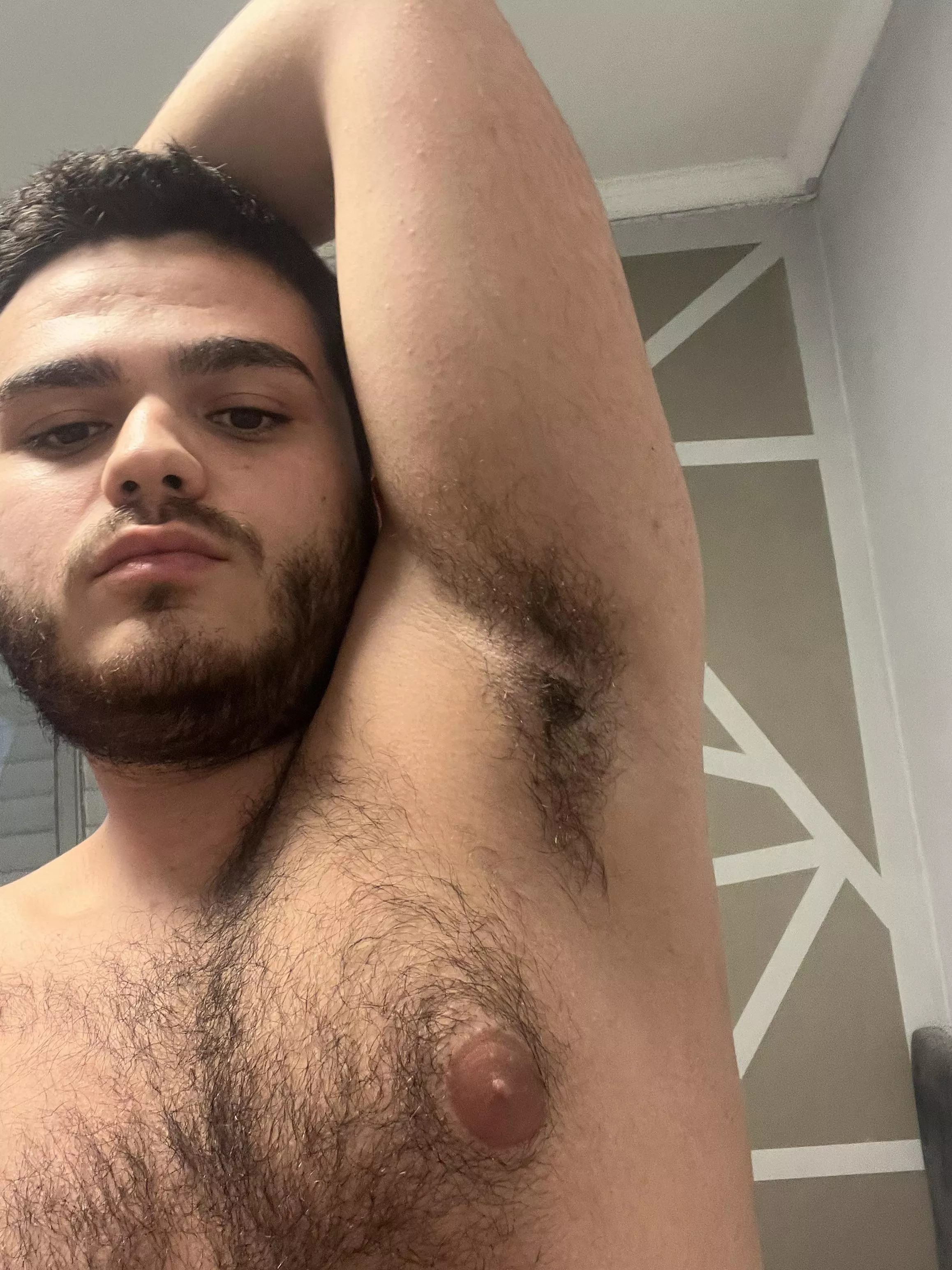 Come lick 👅  posted by Former_Judge6015