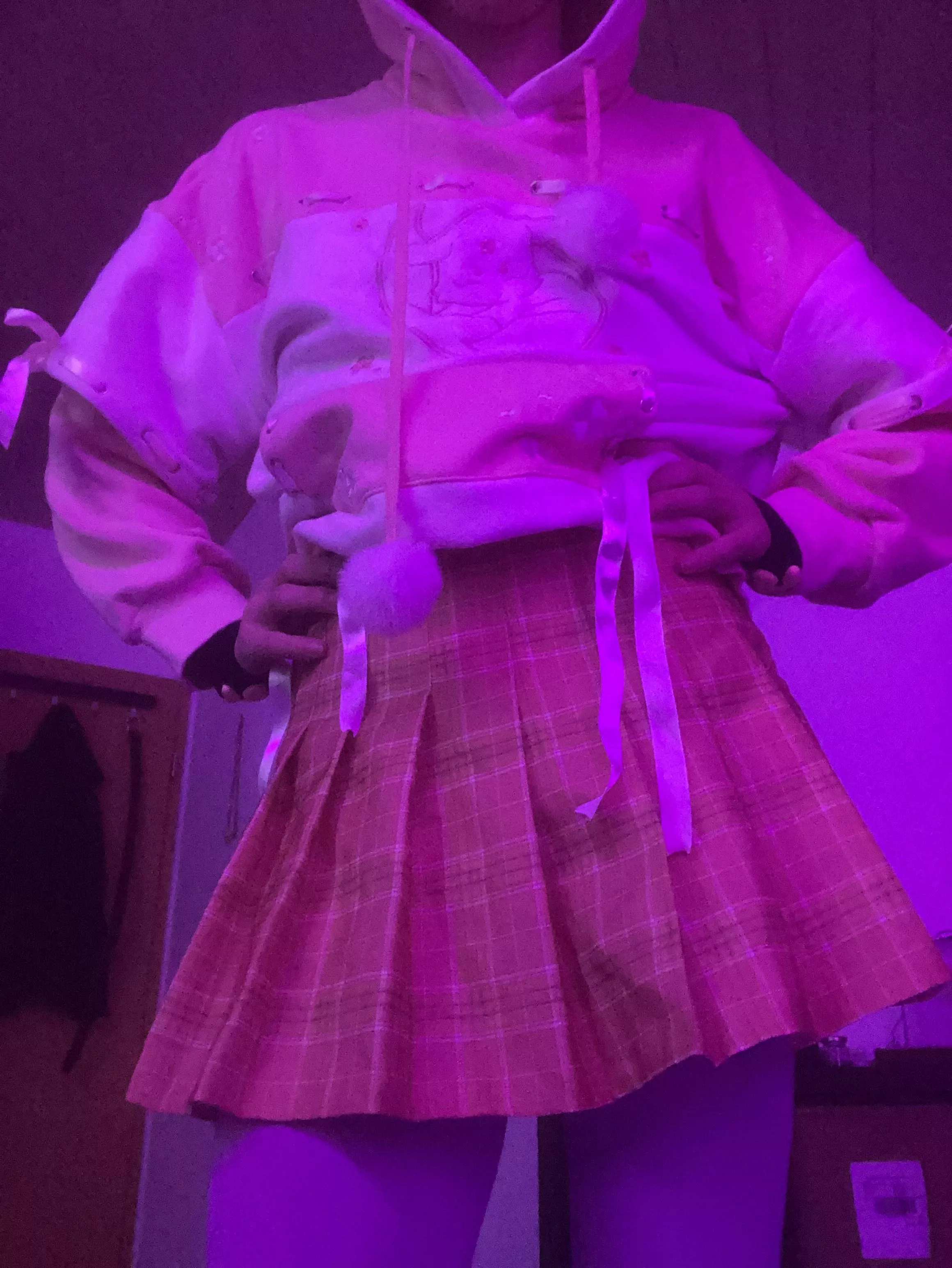 Cute ? :3 posted by Leschi_Femboy